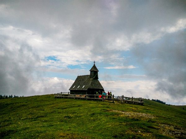 velika planina chiesa